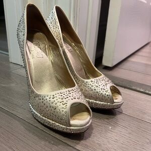 Sparkling Heels - Cream and Gold